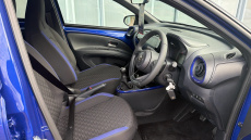 Toyota Aygo X 1.0 VVT-i Edge 5dr Petrol Hatchback